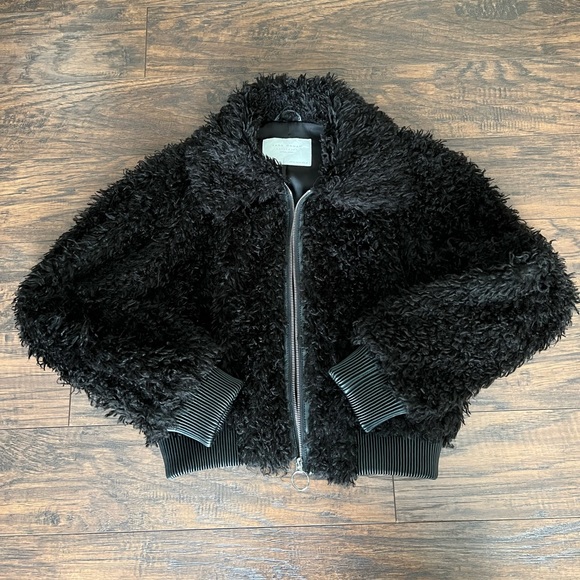 Zara Black Faux Fur Fuzzy Cropped Zip Up Jacket - Picture 1 of 7